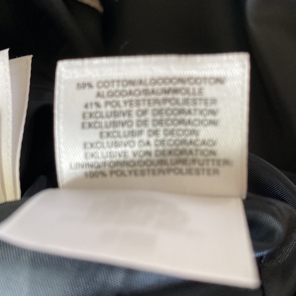 Woman’s Jones New York Signature Nautical striped double breasted Blazer. - Picture 7 of 9